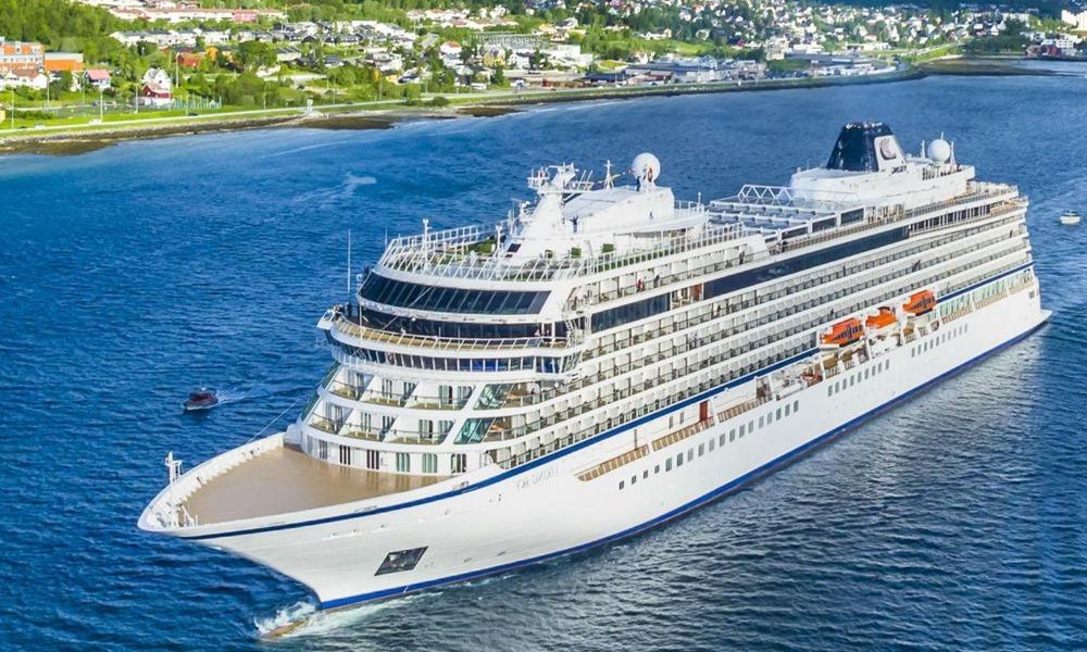 MV Atlantic Edit sailing through Atlantic Islands